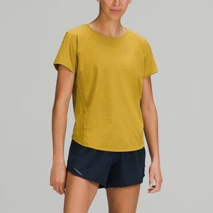 NWOT Lululemon Lightweight *Reflective Stretch Run Short Sleeve Shirt